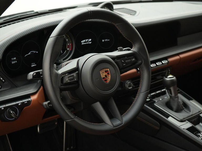 Porsche 992 GT3 Touring