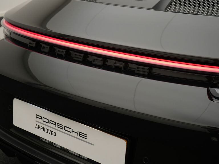 Porsche 992 GT3 Touring