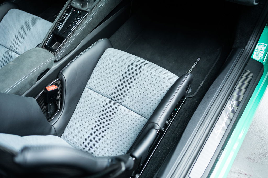 Porsche 718 Spyder RS