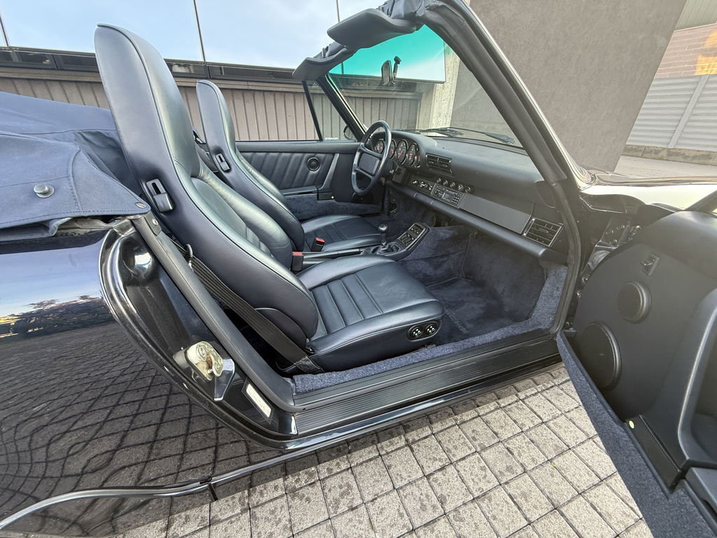 Porsche 964 Carrera 4