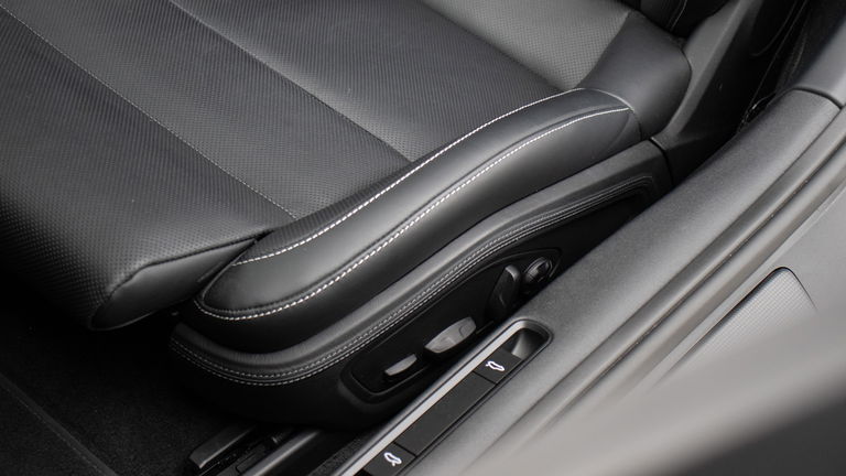 Porsche 992.2 Carrera 4 GTS