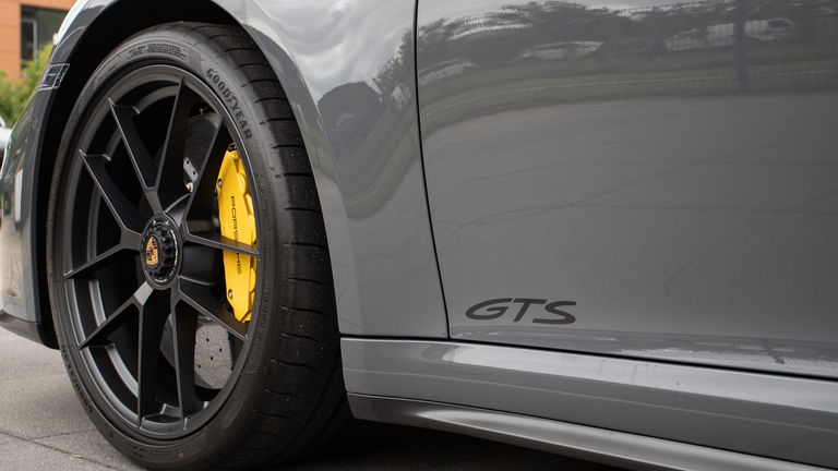 Porsche 992.2 Carrera 4 GTS