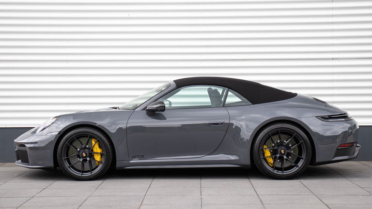 Porsche 992.2 Carrera 4 GTS