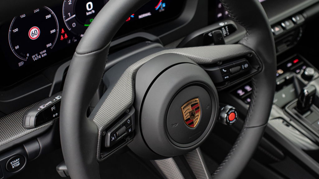 Porsche 992.2 Carrera 4 GTS