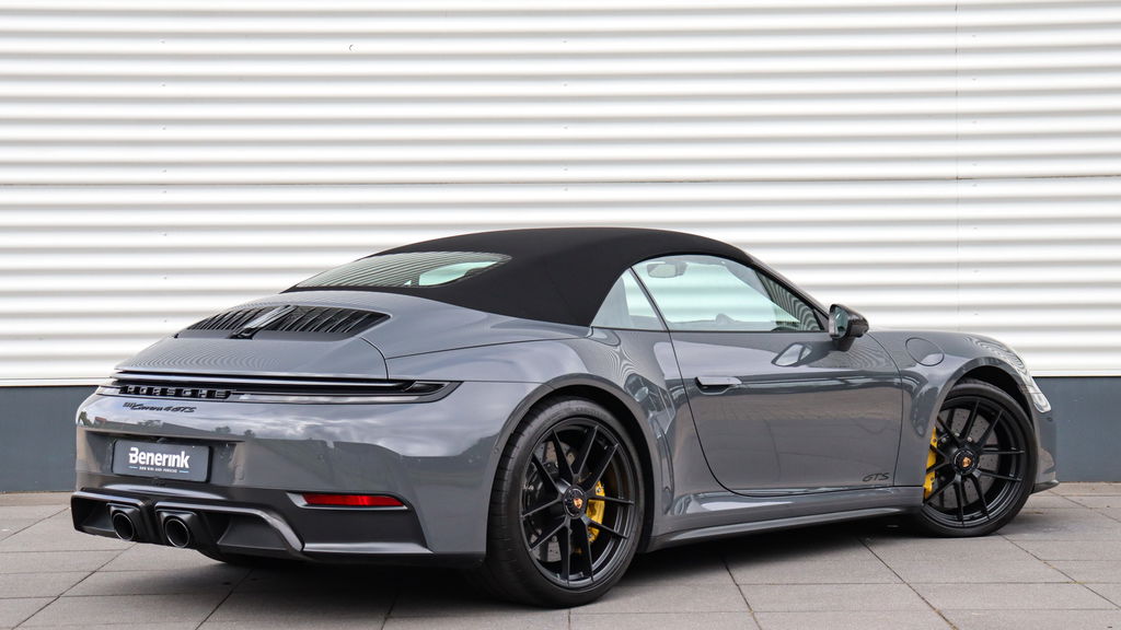 Porsche 992.2 Carrera 4 GTS