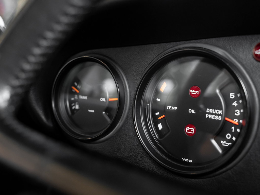 Porsche 911 Carrera 3.2 (US)