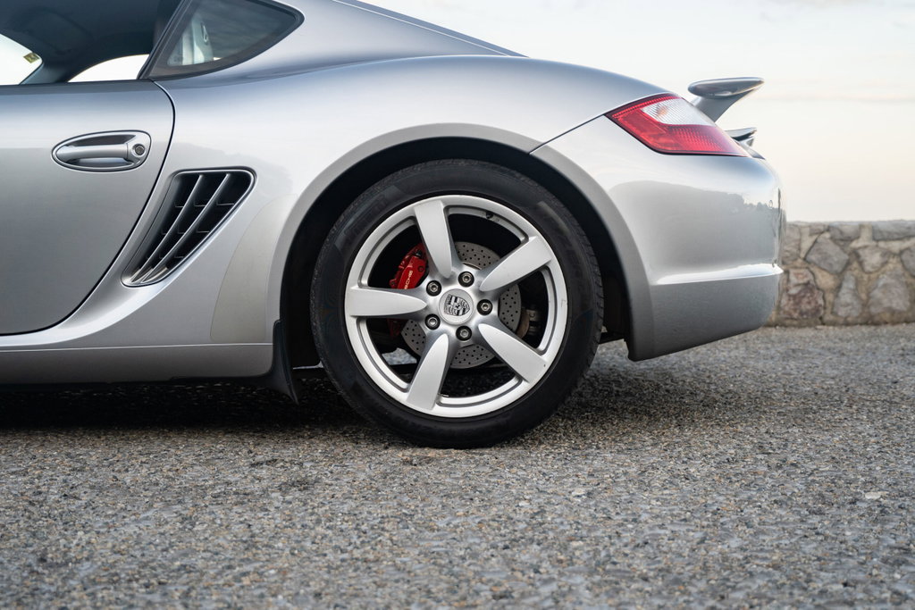 Porsche 987 Cayman