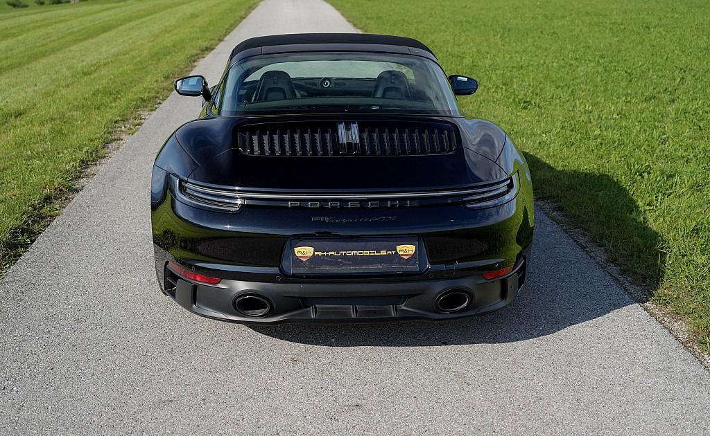 Porsche 992 Targa 4 GTS