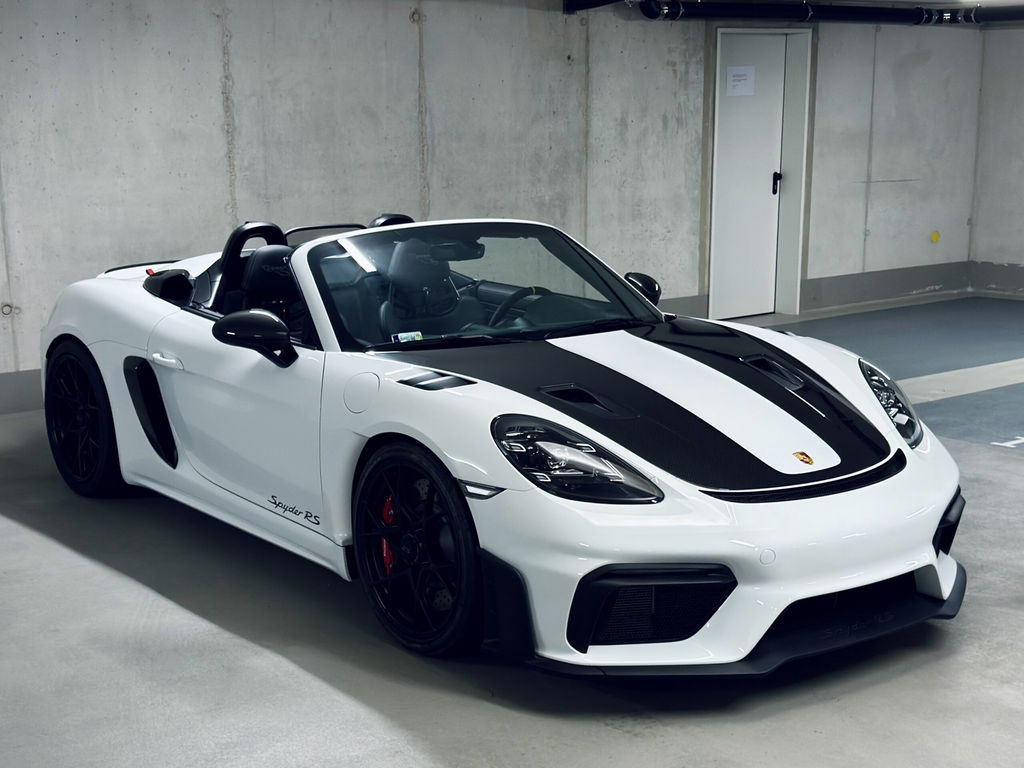 Porsche 718 Spyder RS