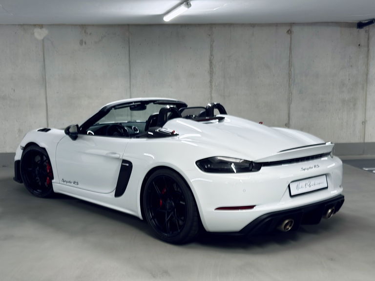 Porsche 718 Spyder RS