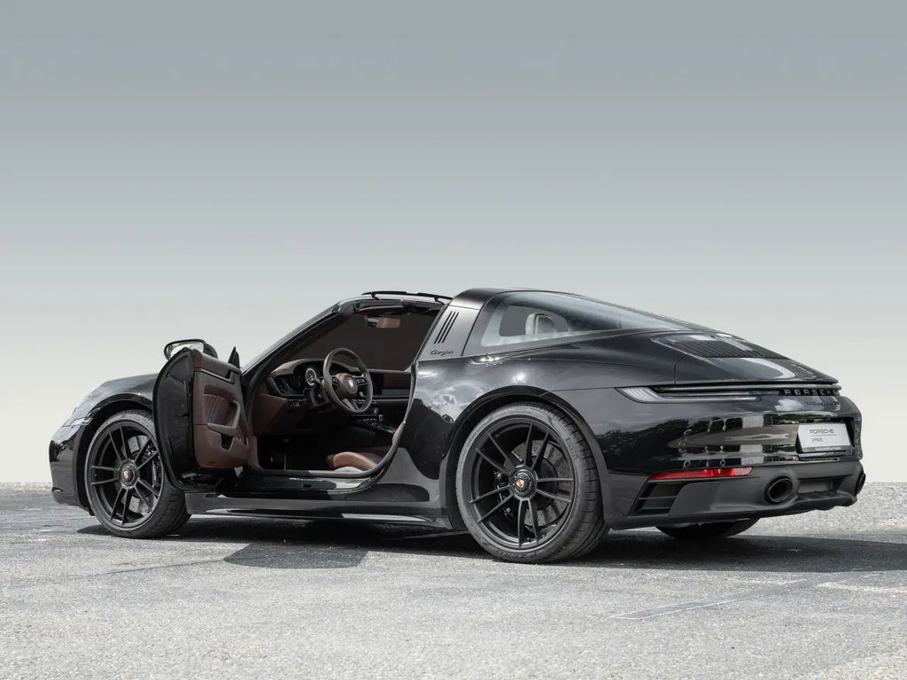 Porsche 992 Targa 4 GTS