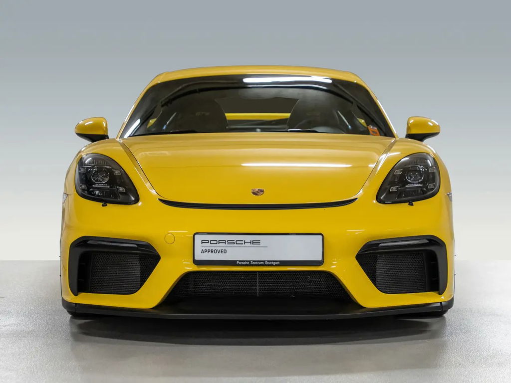 Porsche 718 Cayman GT4