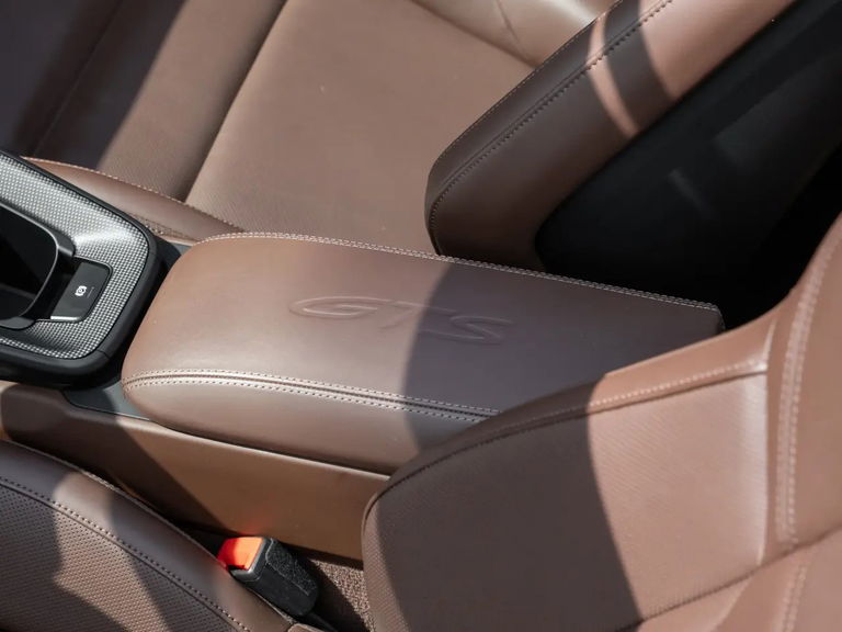 Porsche 992 Targa 4 GTS