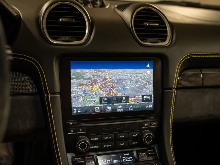 Porsche 718 Cayman GT4