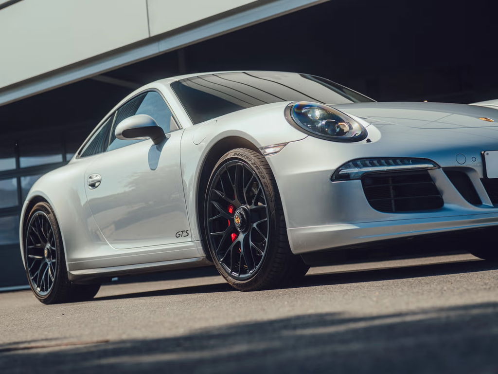 Porsche 991 Carrera GTS