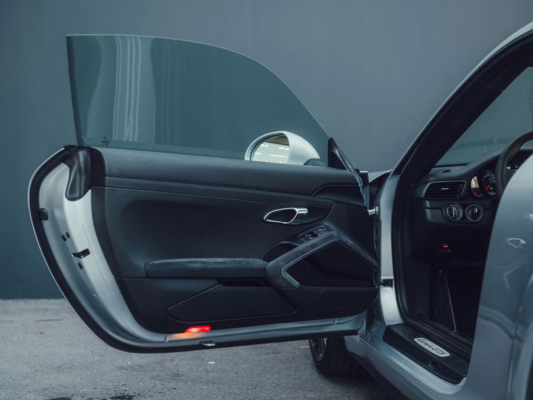 Porsche 991 Carrera GTS