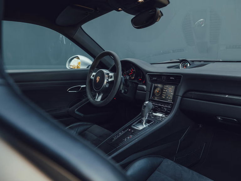 Porsche 991 Carrera GTS