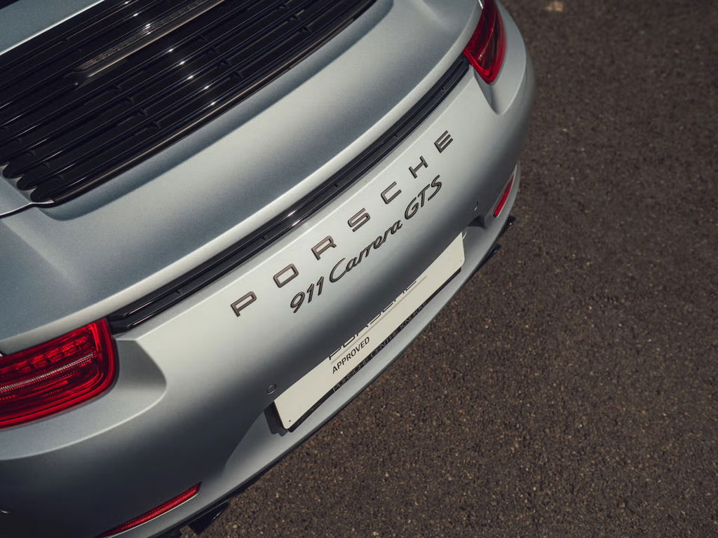 Porsche 991 Carrera GTS