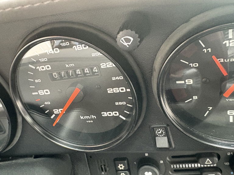 Porsche 993 Carrera 4S