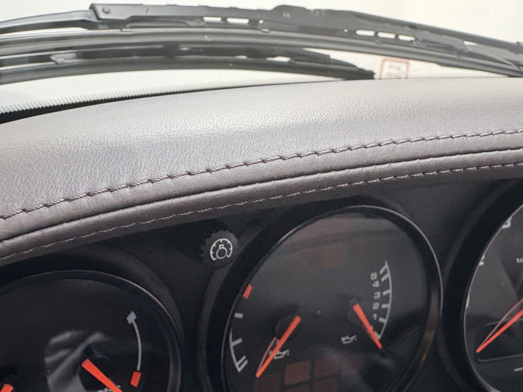 Porsche 993 Carrera 4S