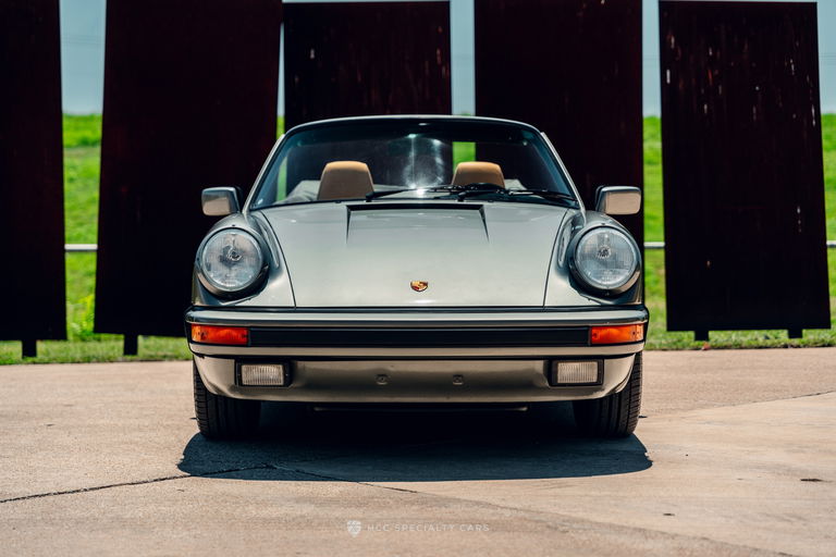 Porsche 911 Carrera 3.2 (US)