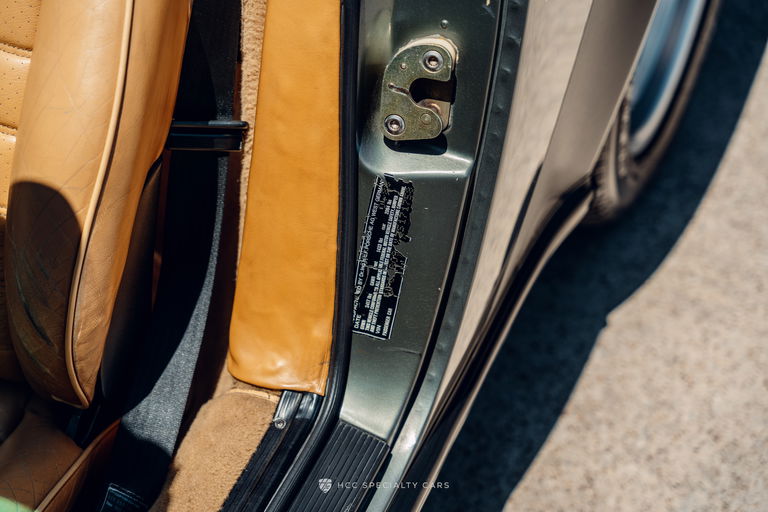 Porsche 911 Carrera 3.2 (US)