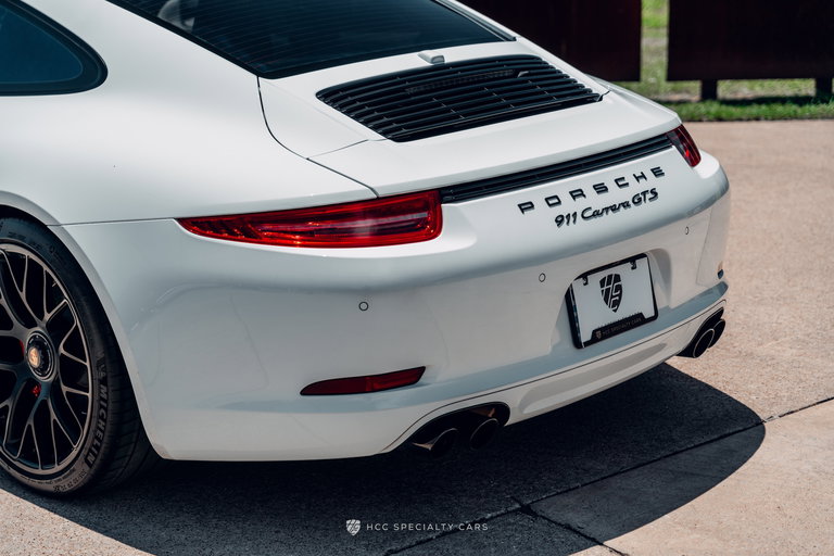 Porsche 991 Carrera GTS