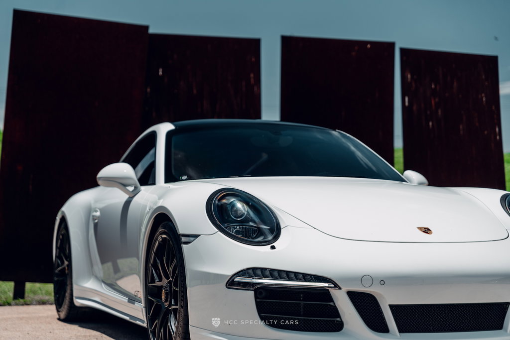 Porsche 991 Carrera GTS