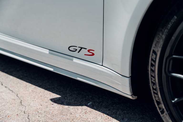 Porsche 991 Carrera GTS