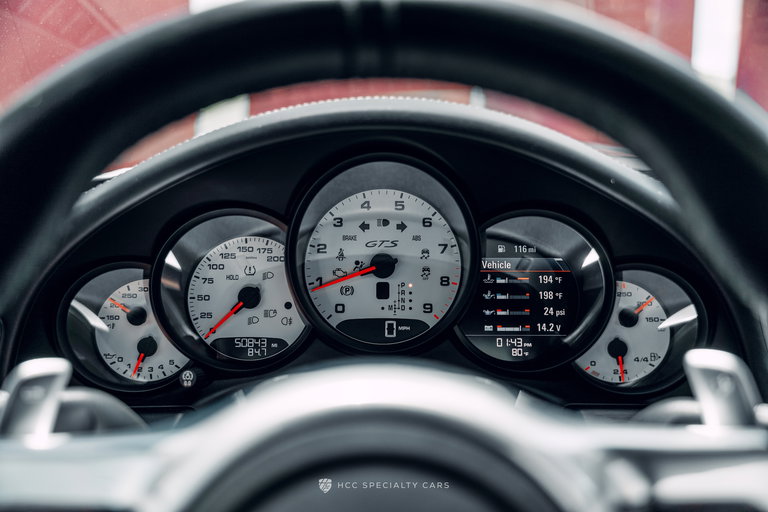 Porsche 991 Carrera GTS