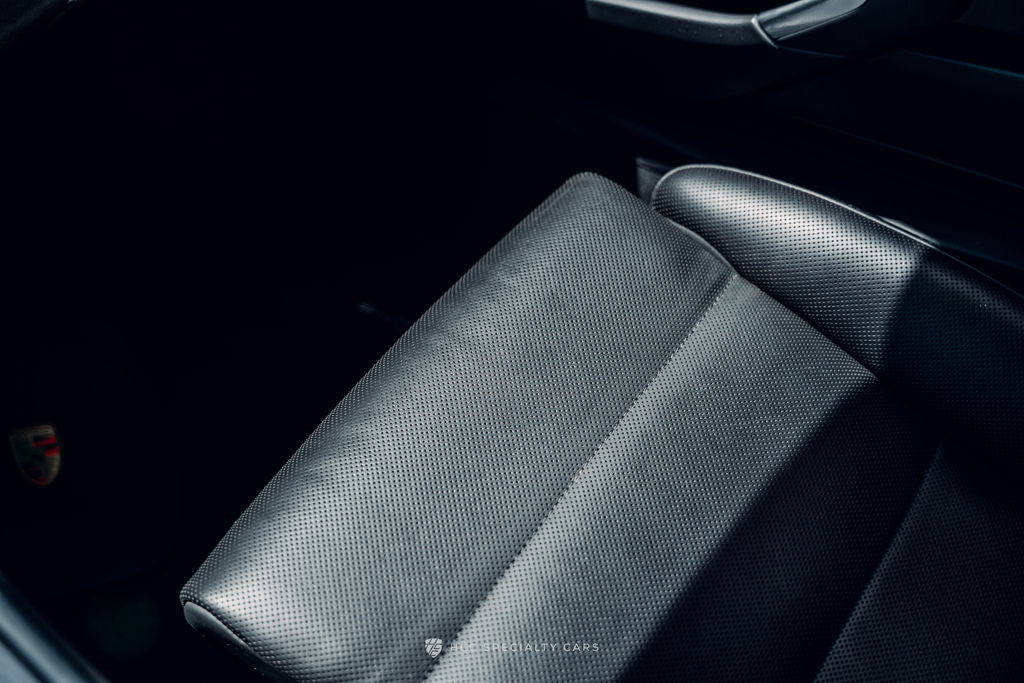 Porsche 991 Carrera GTS