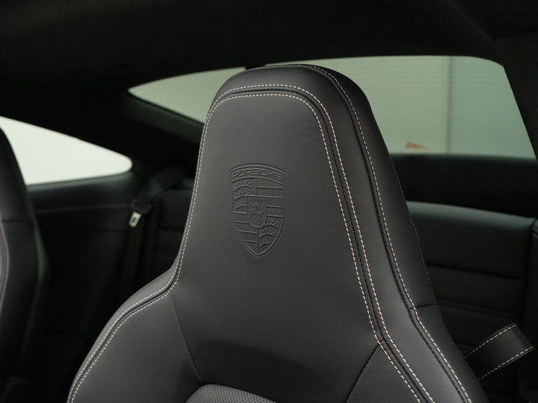 Porsche 992.2 Carrera GTS