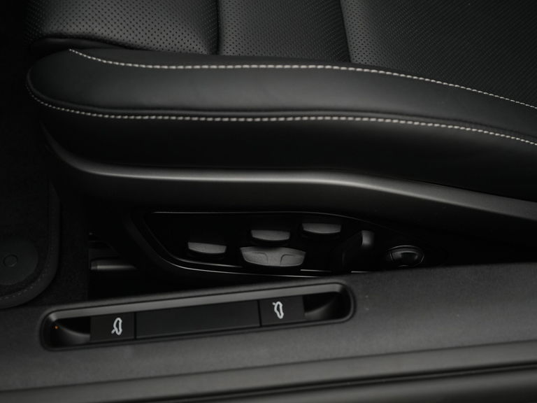 Porsche 992.2 Carrera GTS