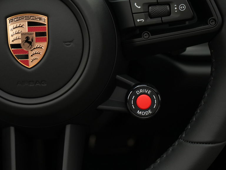 Porsche 992.2 Carrera GTS