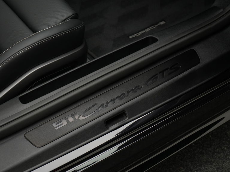 Porsche 992.2 Carrera GTS