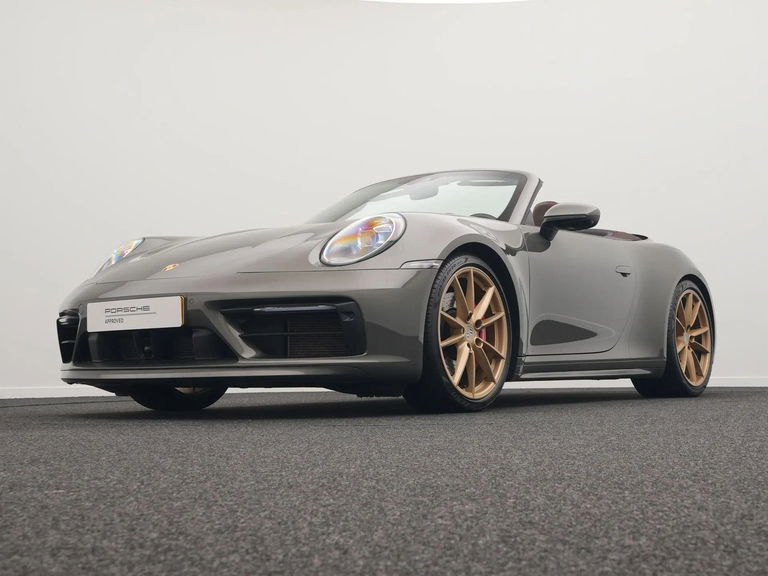 Porsche 992 Carrera 4S