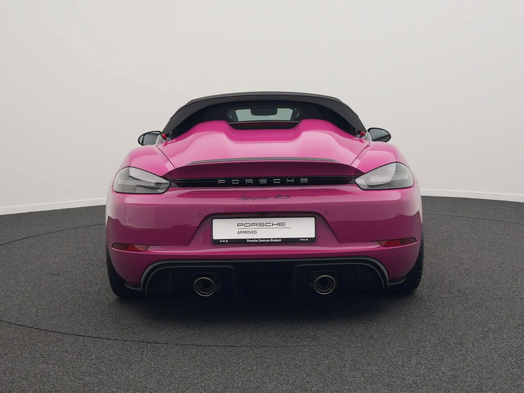 Porsche 718 Spyder RS