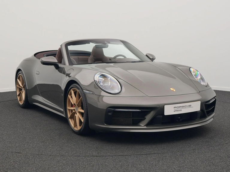 Porsche 992 Carrera 4S