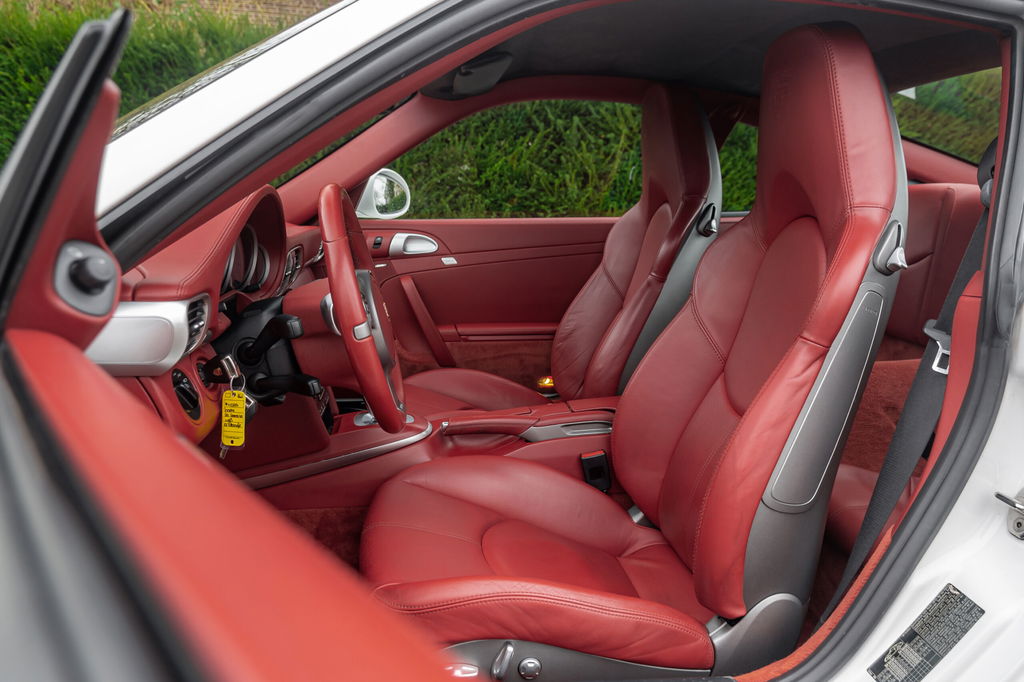 Porsche 997.2 Carrera 4S