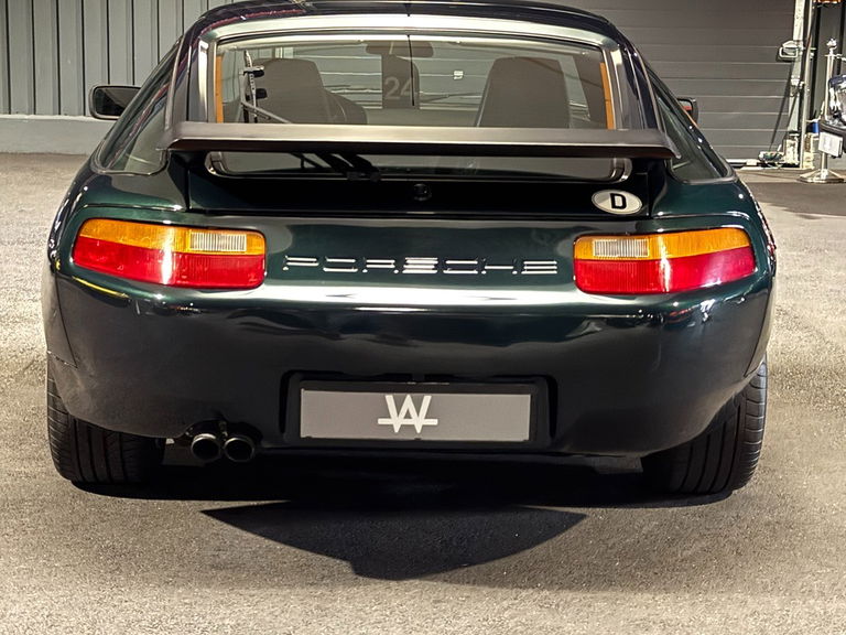 Porsche 928 GT