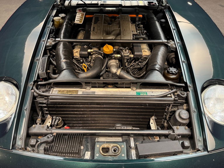 Porsche 928 GT