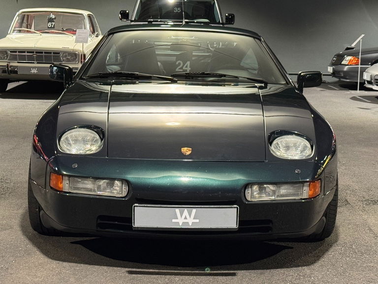 Porsche 928 GT