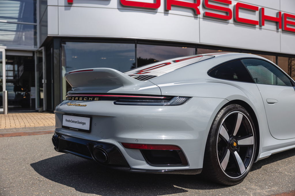 Porsche 992 Sport Classic