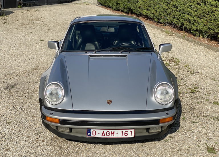 Porsche 911 Turbo 3.3