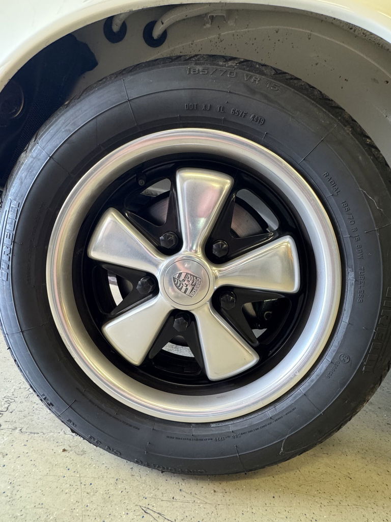 Porsche 911 S (F-Modell)