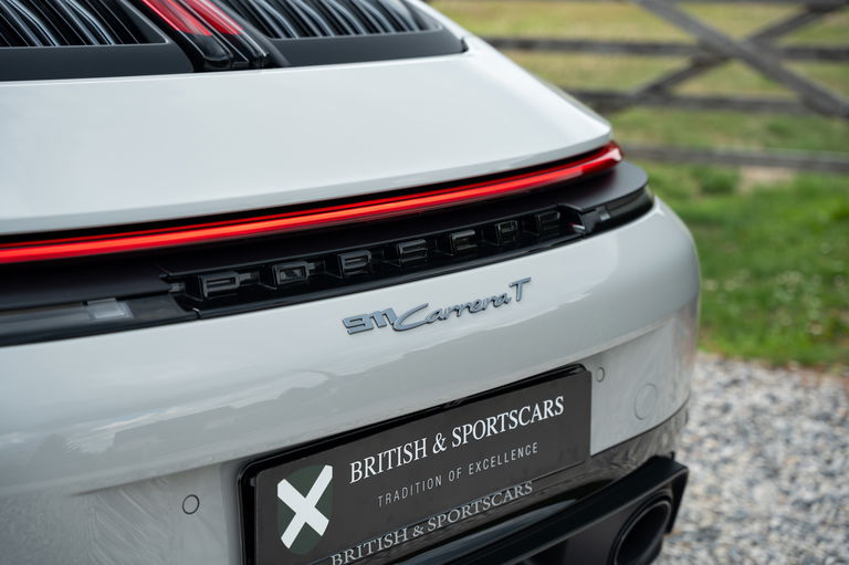 Porsche 992.2 Carrera T