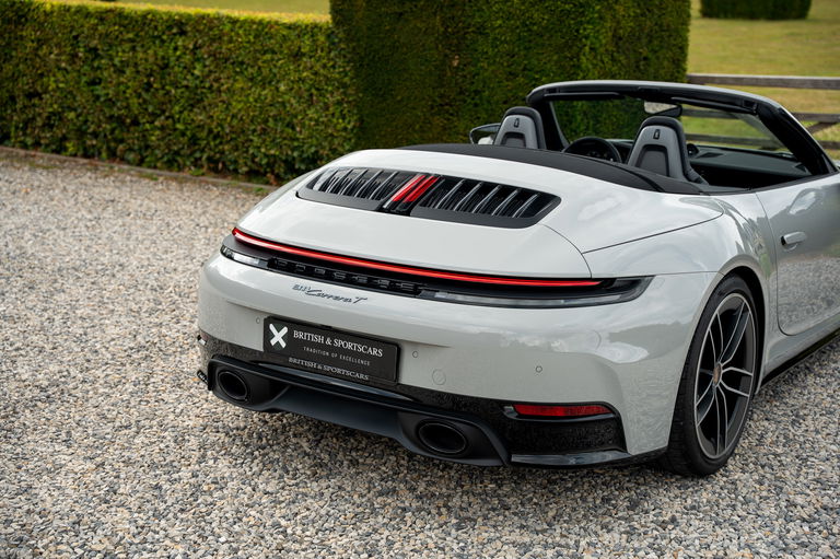 Porsche 992.2 Carrera T