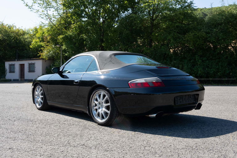 Porsche 996 Carrera