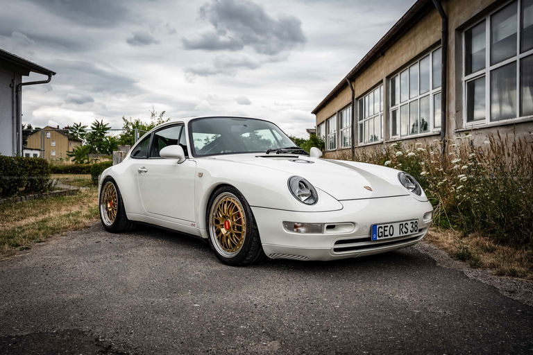 Porsche 993 Carrera 4