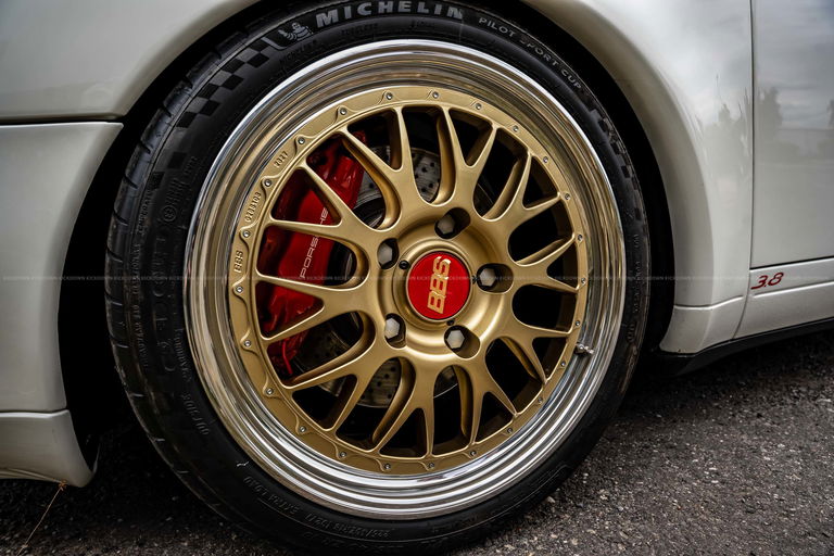 Porsche 993 Carrera 4